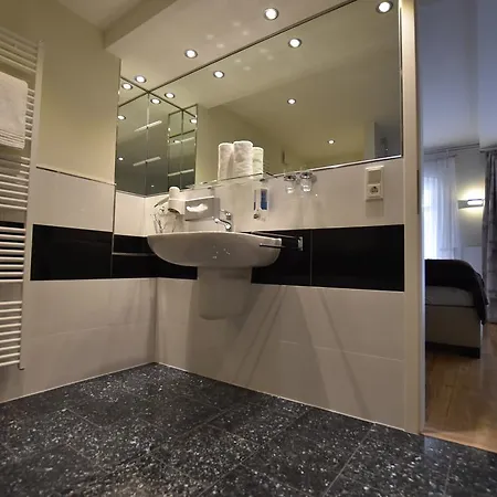 Hotel Stadt Hamburg 3*